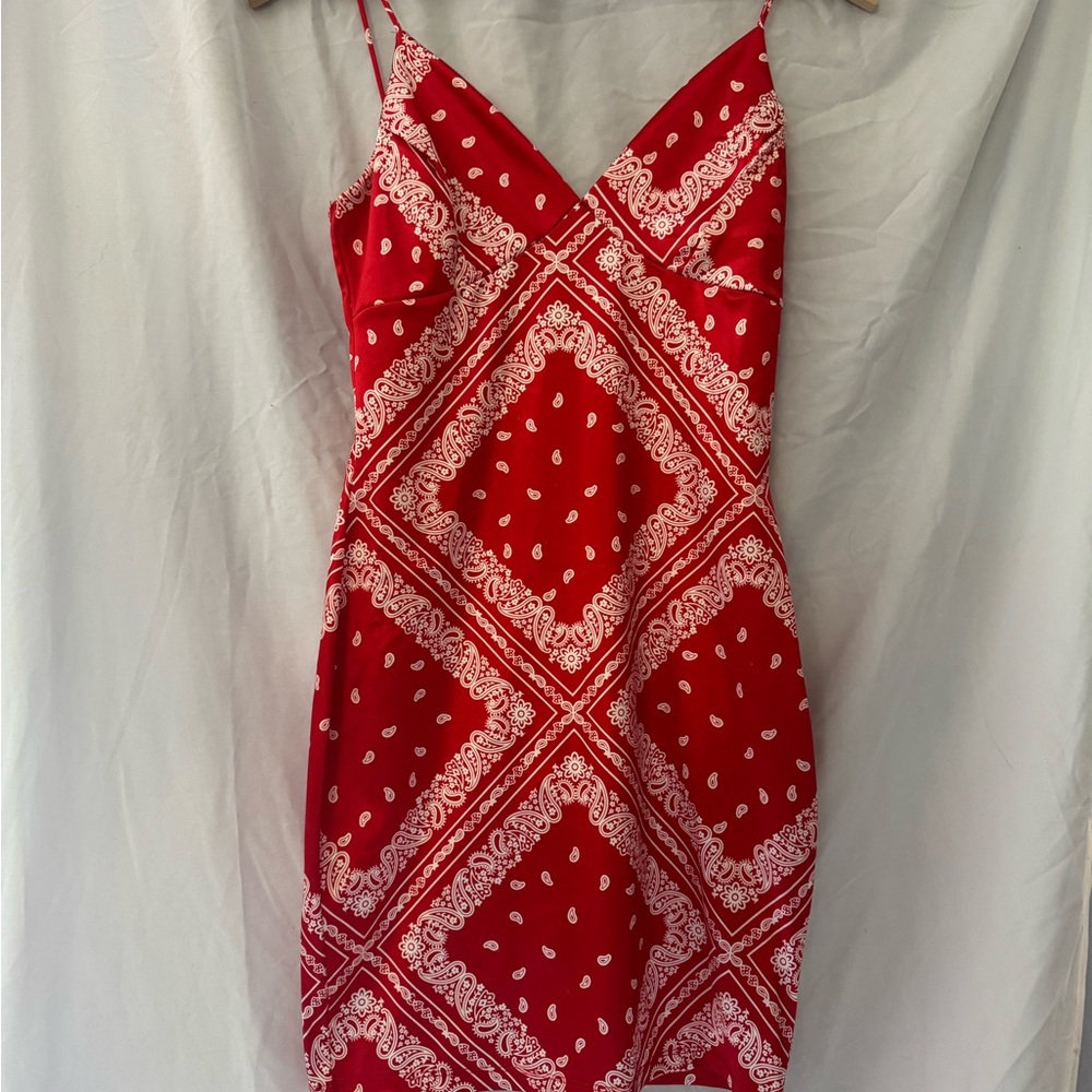 Elegant Red Paisley Mini Dress